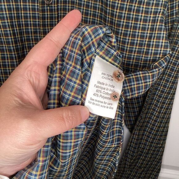 Men's Mountain Khakis Plaid‎ Button Up small - Picture 4 of 4